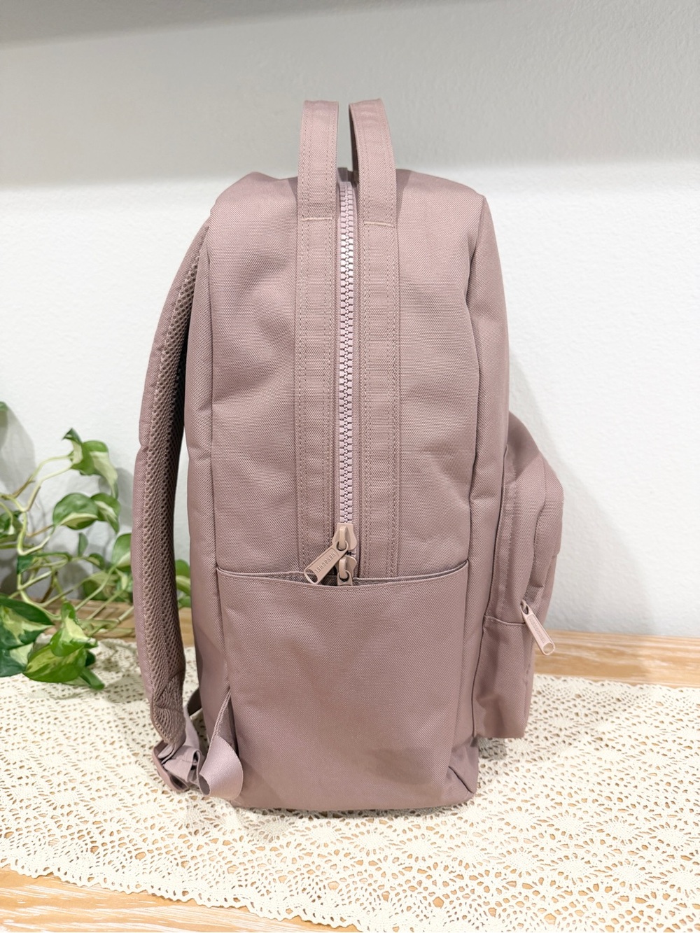 Herschel Supply Company Backpack in Dusty Rose - Picture 3 of 7